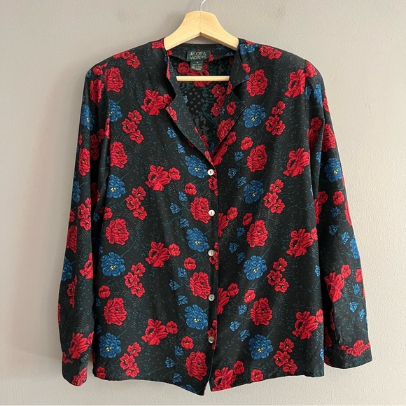 Alcott & Andrews Tops - Vintage Alcott & Andrews 100% Silk Black Floral Roses Button Down Blouse Sz 4